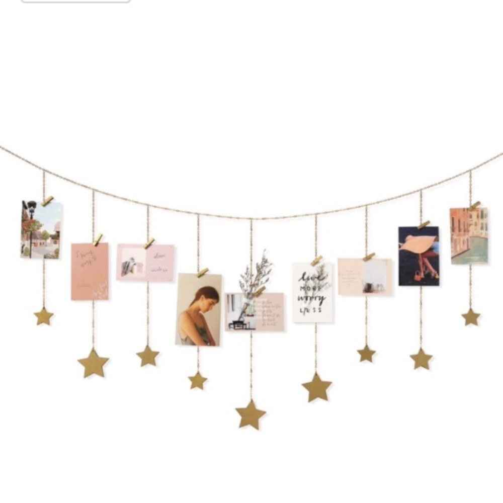 Star Chain Photo Display